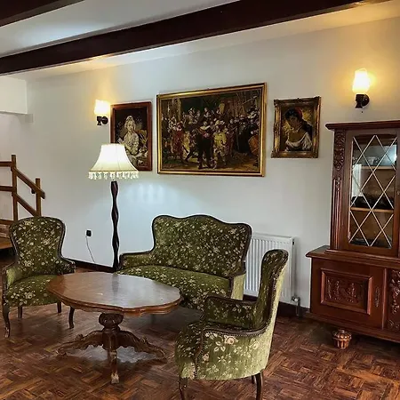 Guest house Casa La Doi Nuci *