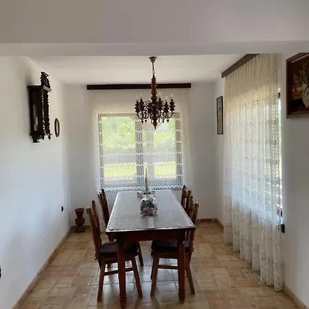 Guest house Casa La Doi Nuci Bradet (Bihor)