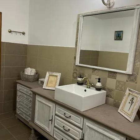Casa La Doi Nuci Bradet (Bihor)
